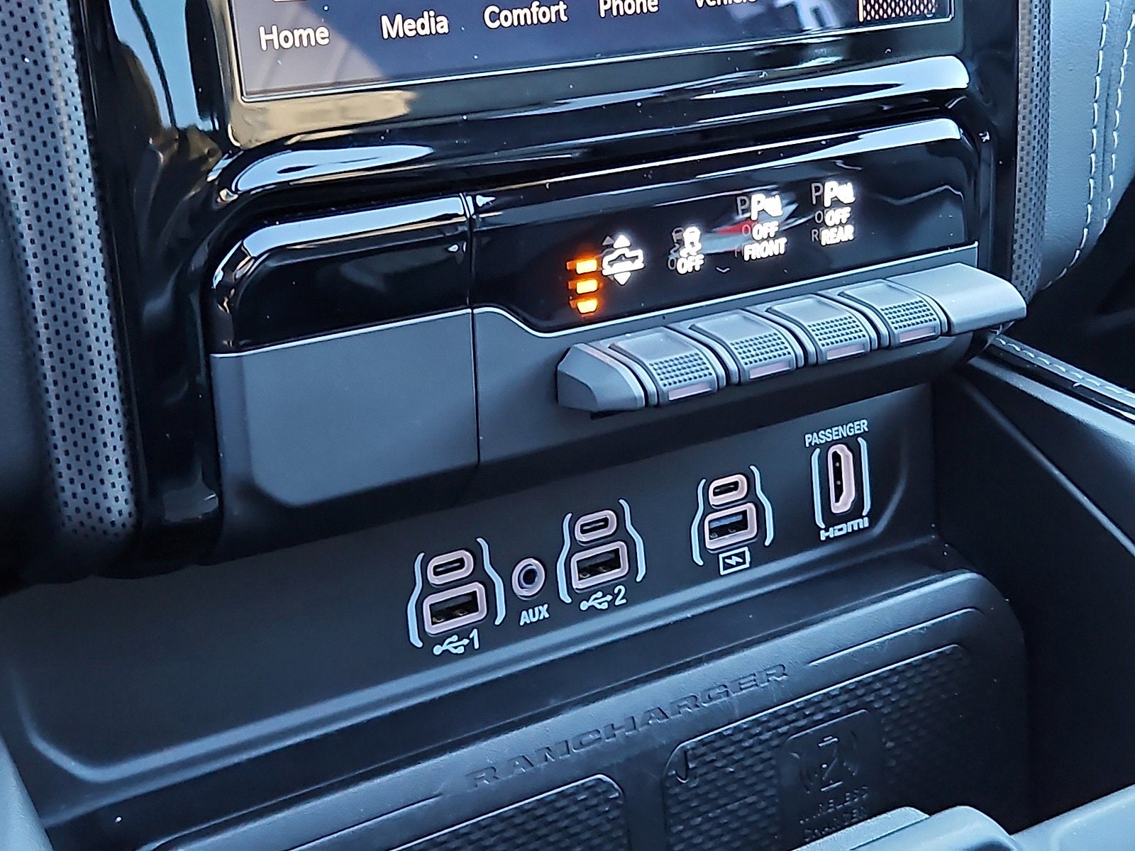 2025 RAM 1500 Limited