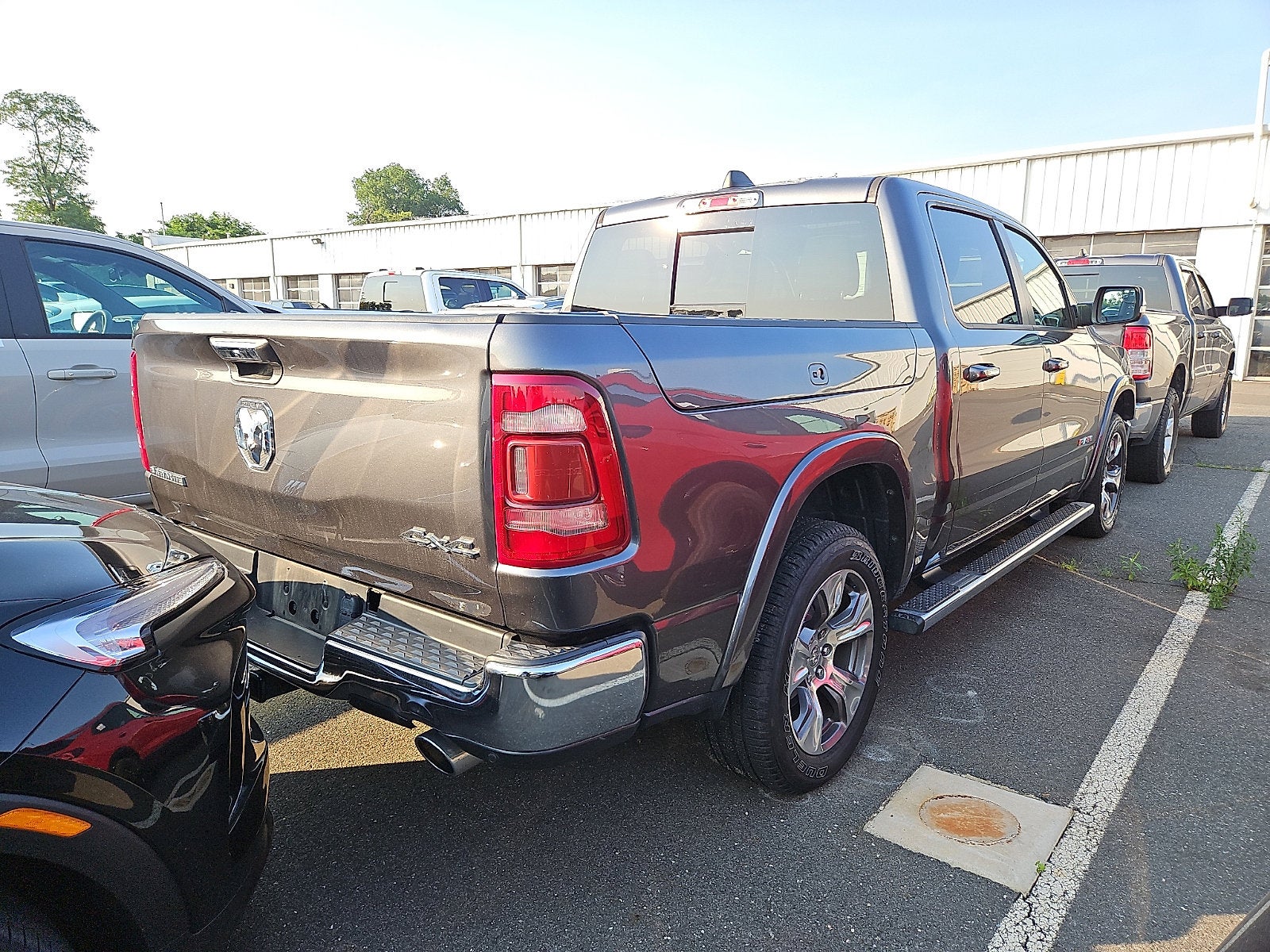 2022 RAM 1500 Laramie Crew Cab 4x4 5'7" Box