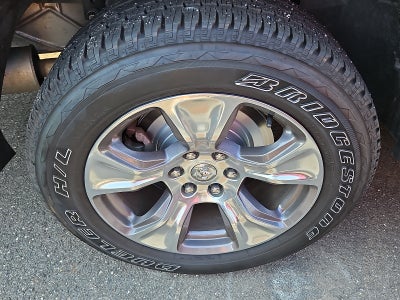 2022 RAM 1500 Laramie Crew Cab 4x4 5'7" Box
