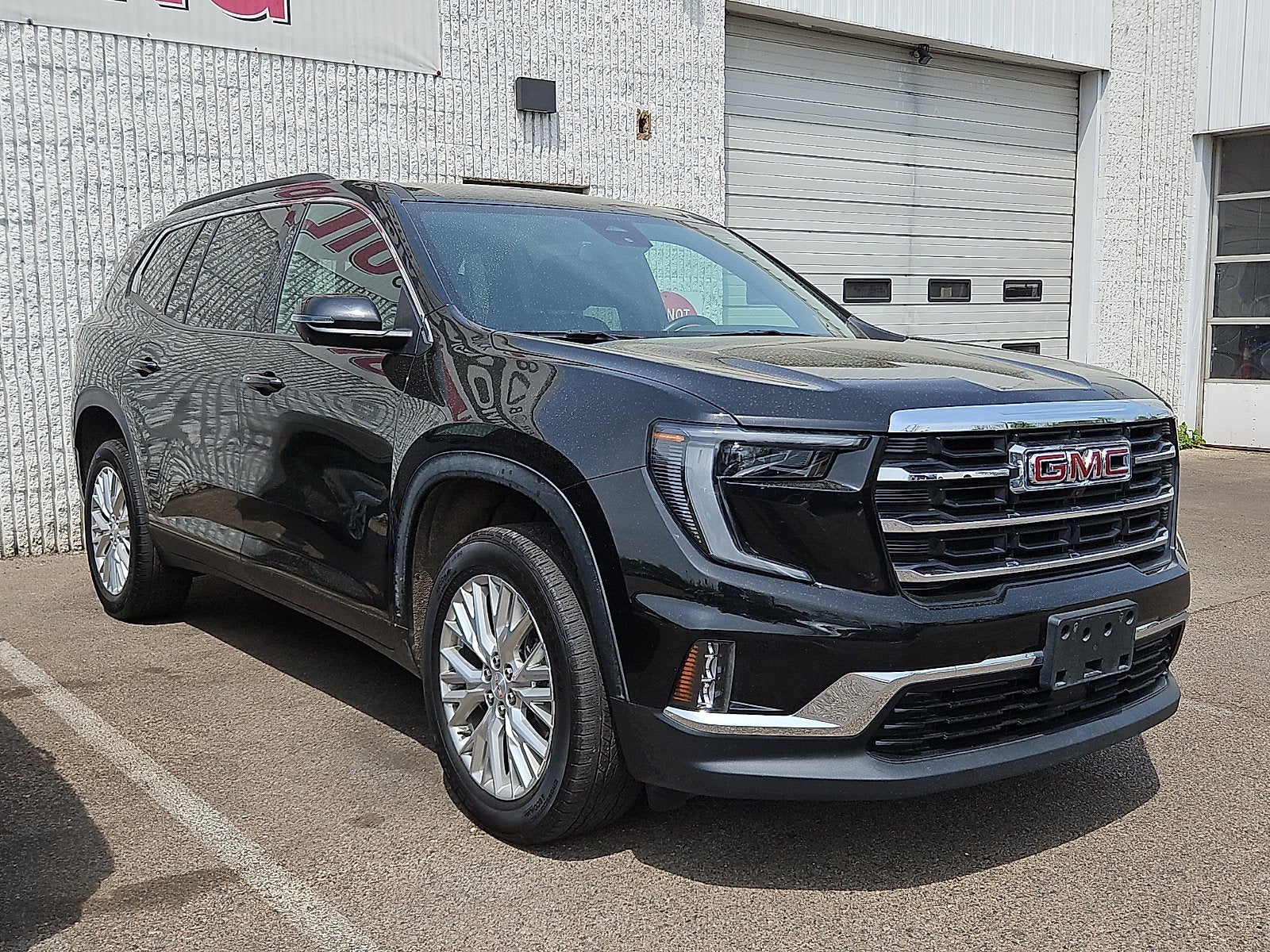 2024 GMC Acadia Elevation