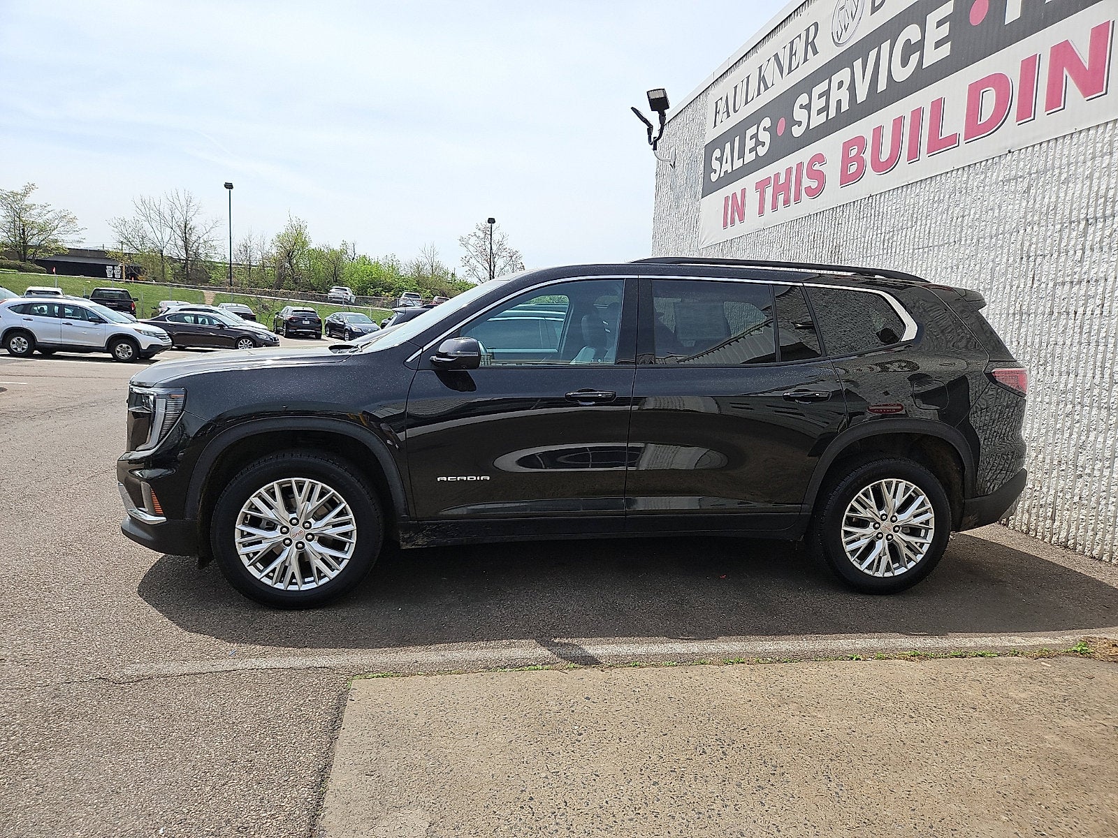 2024 GMC Acadia Elevation