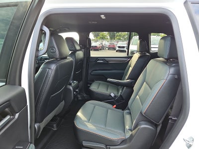 2024 GMC Acadia AT4