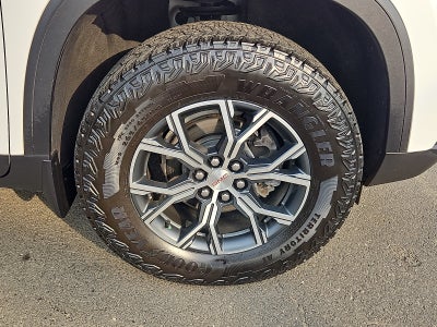 2024 GMC Acadia AT4