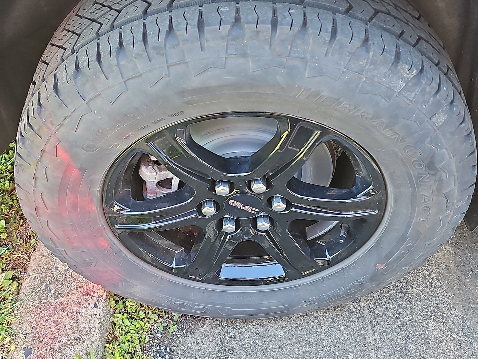 2023 GMC Acadia AT4