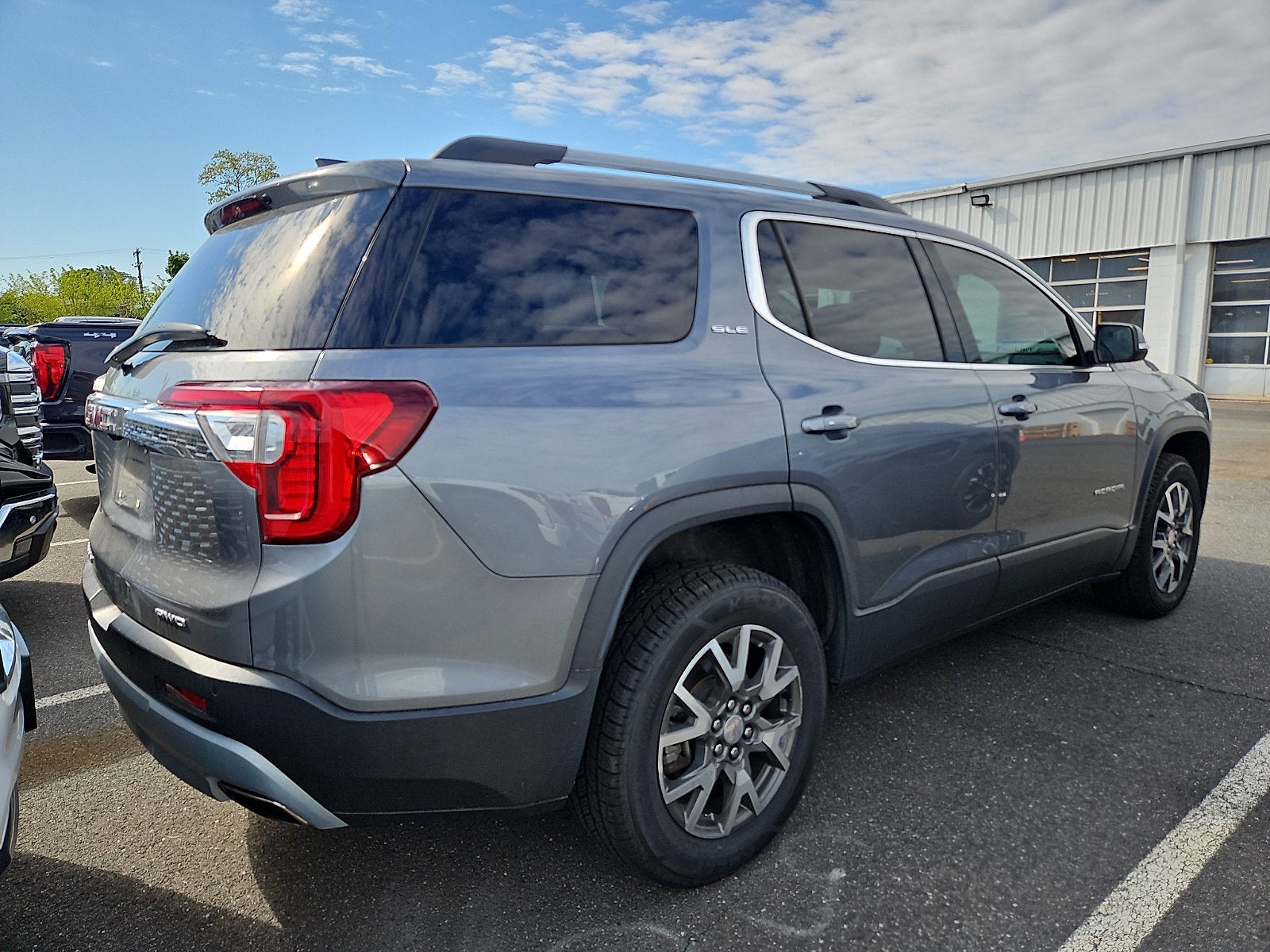 2021 GMC Acadia SLE