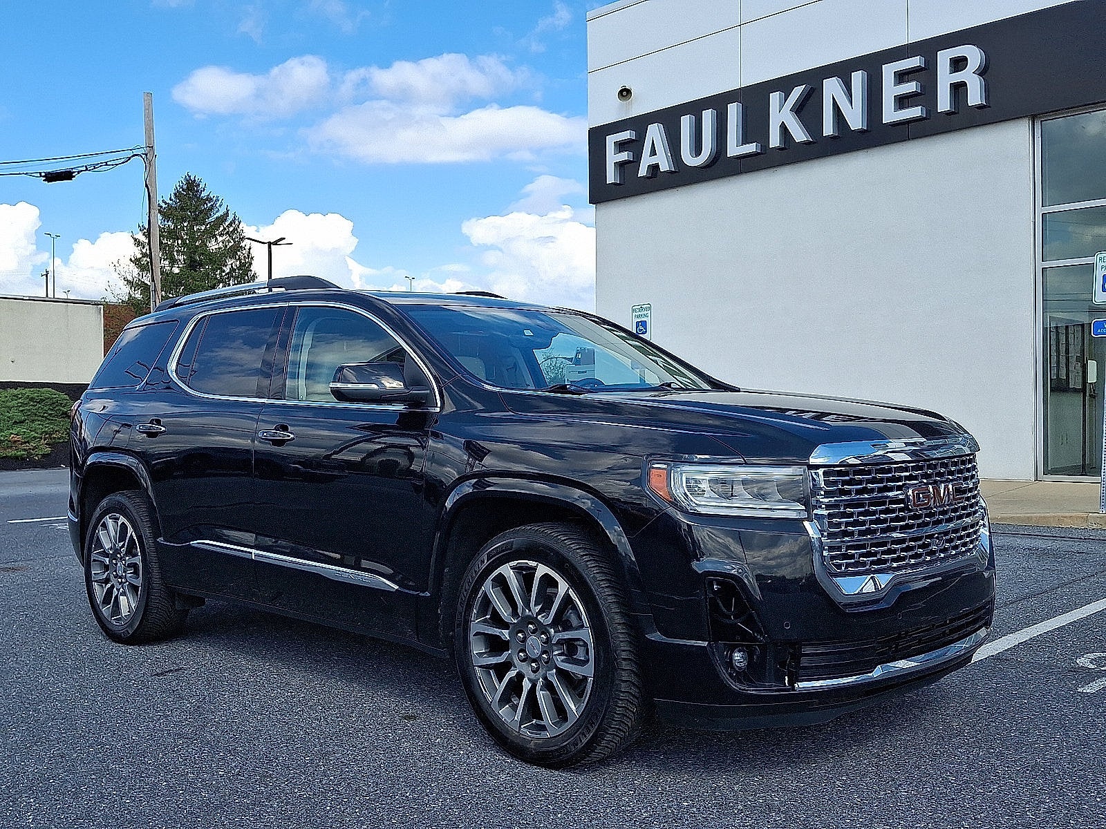 2021 GMC Acadia Denali