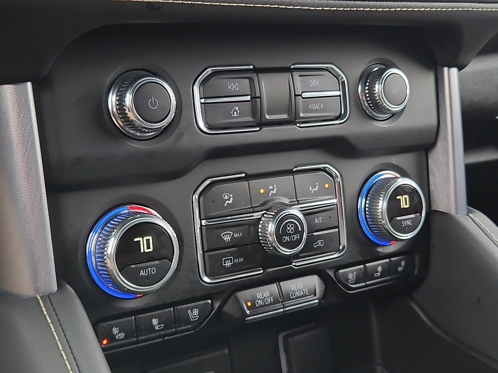 2024 GMC Yukon XL SLT