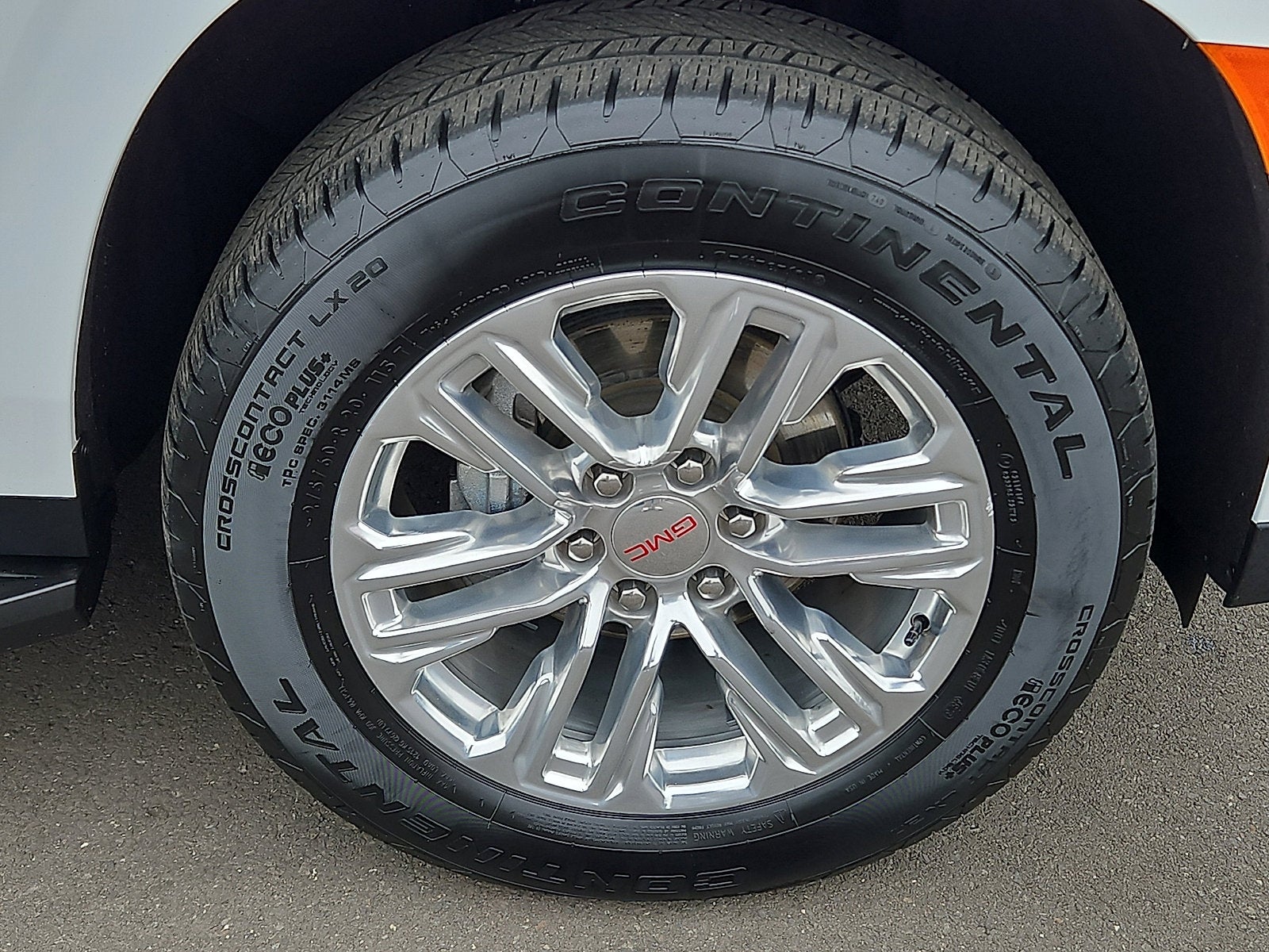 2024 GMC Yukon XL SLT