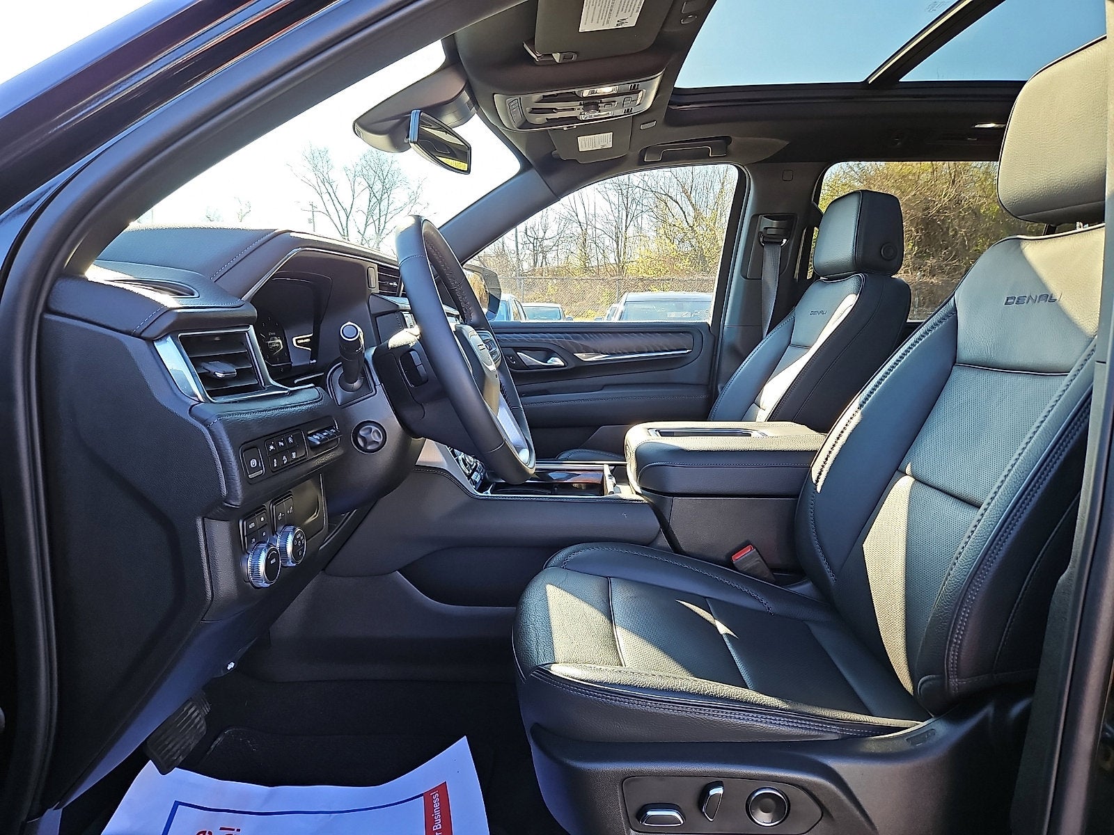 2023 GMC Yukon XL Denali