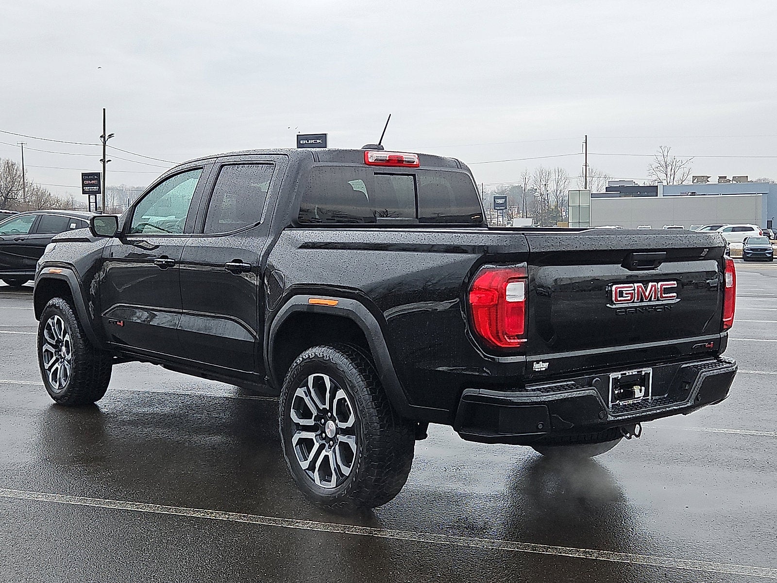 2024 GMC Canyon AT4