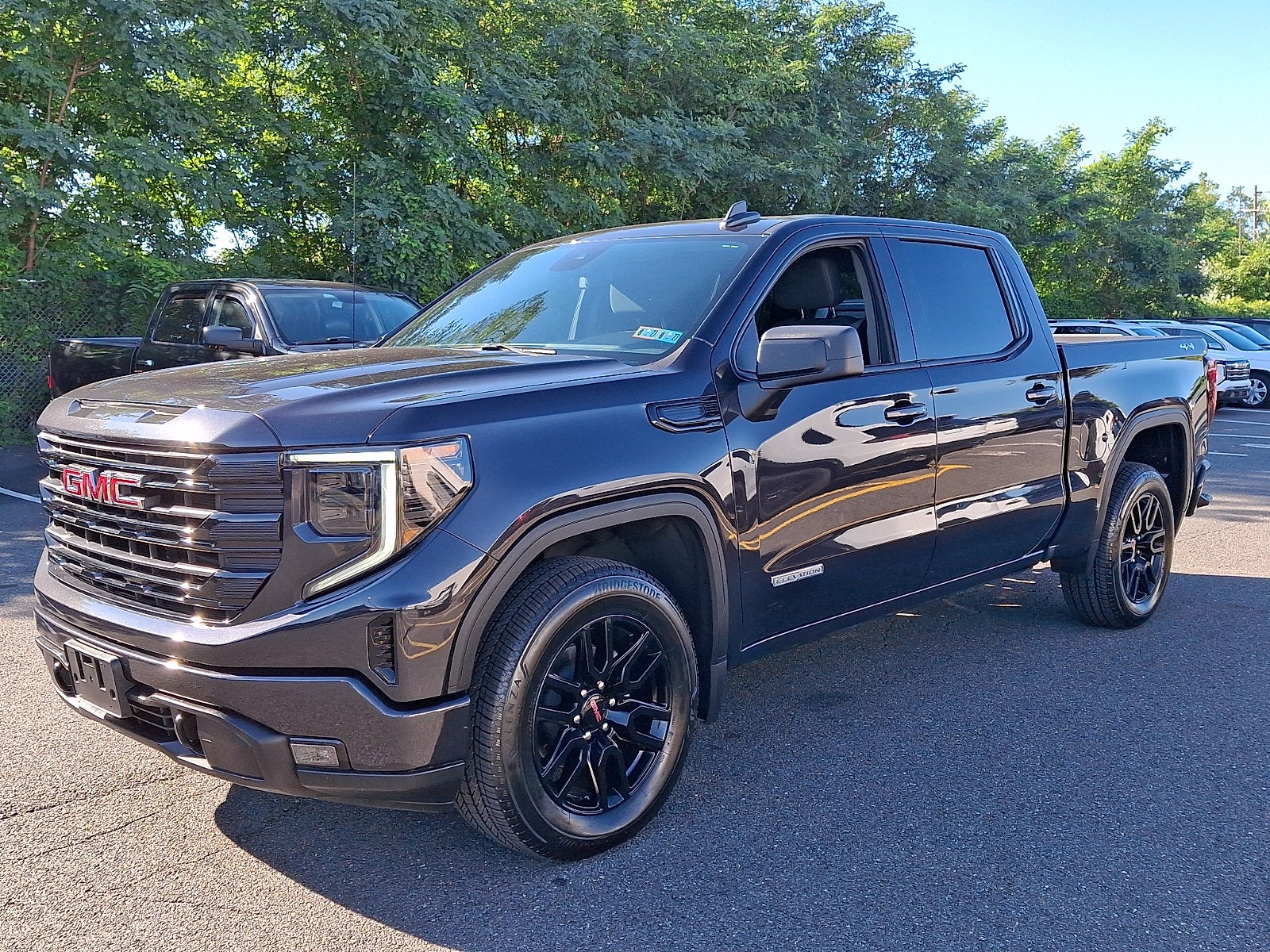 2023 GMC Sierra 1500 Elevation