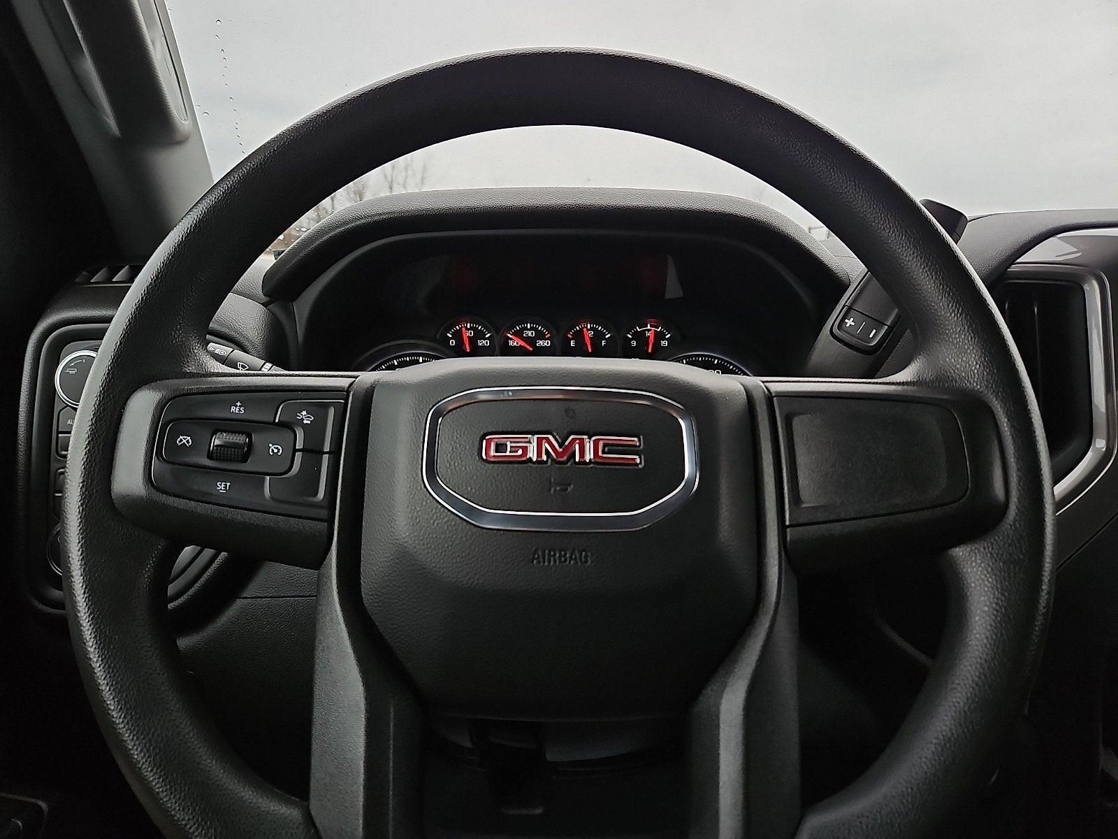 2023 GMC Sierra 1500 Pro