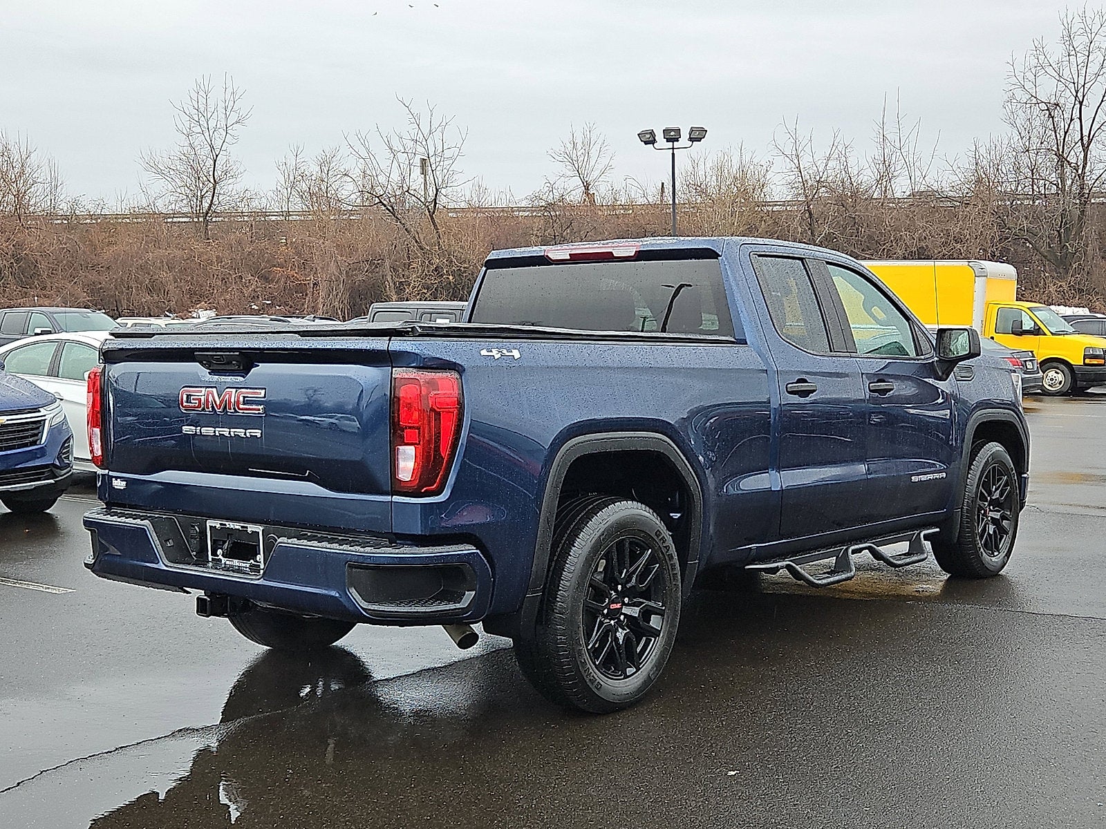 2023 GMC Sierra 1500 Pro