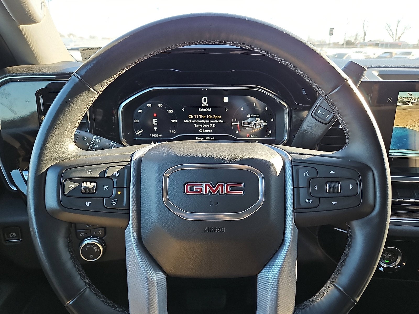 2023 GMC Sierra 1500 SLE