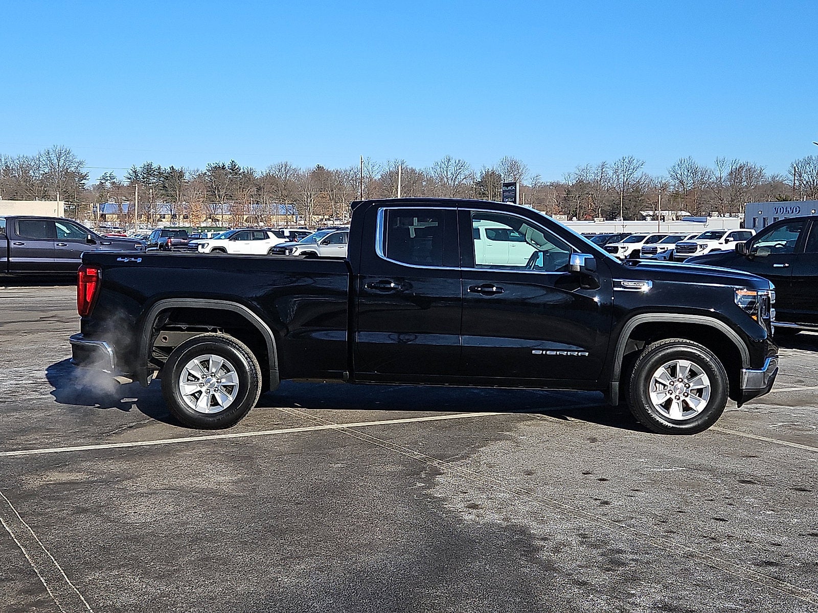 2023 GMC Sierra 1500 SLE