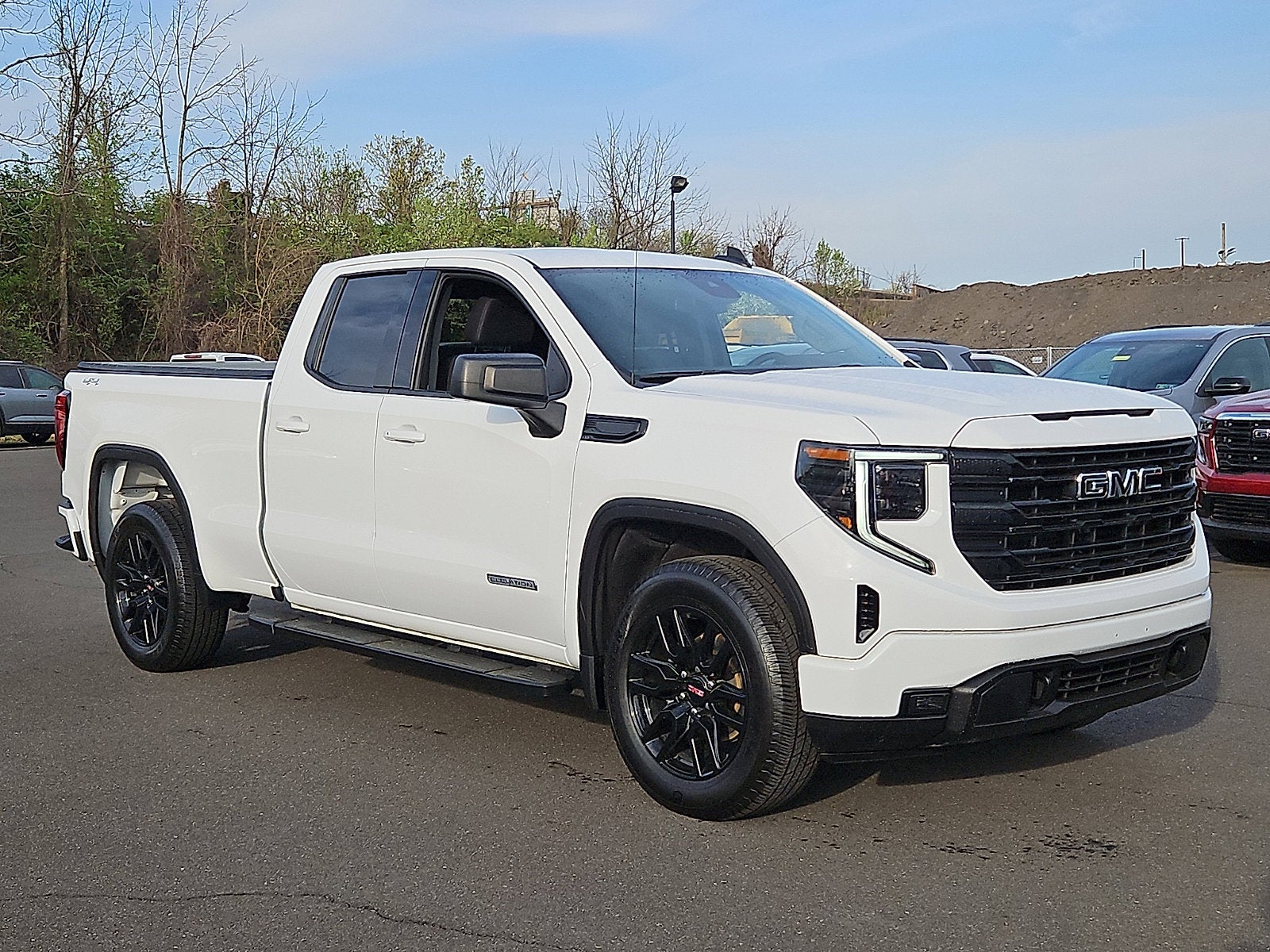 2024 GMC Sierra 1500 Elevation