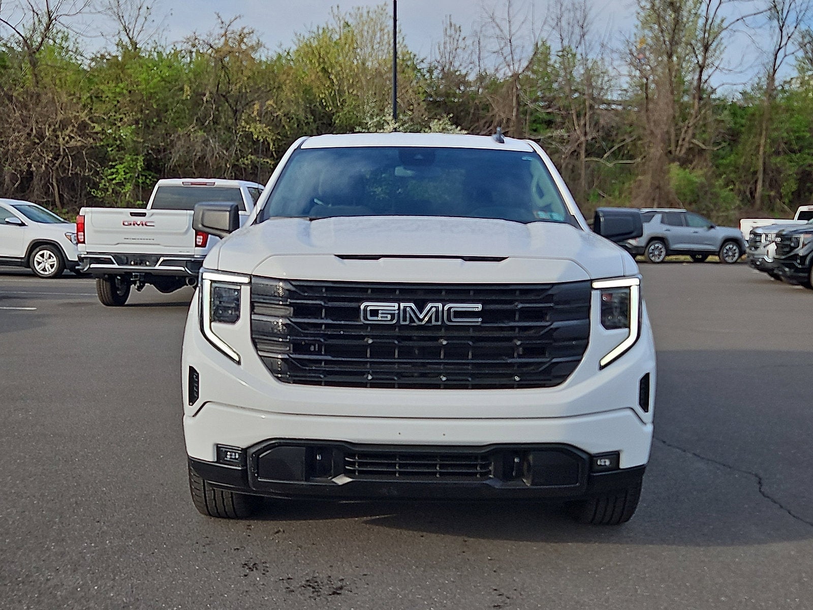 2024 GMC Sierra 1500 Elevation