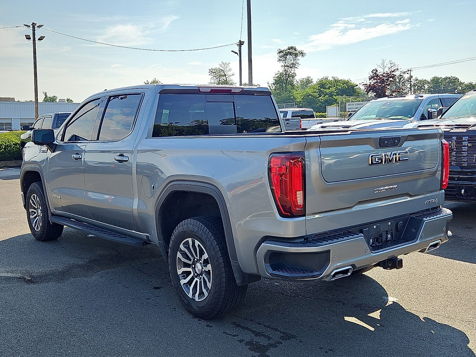 2023 GMC Sierra 1500 AT4
