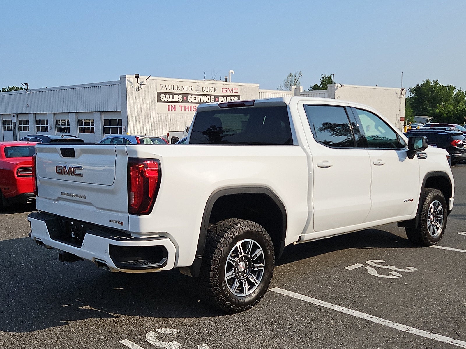 2025 GMC Sierra 1500 AT4