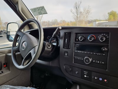 2024 GMC Savana Cargo 2500 Work Van