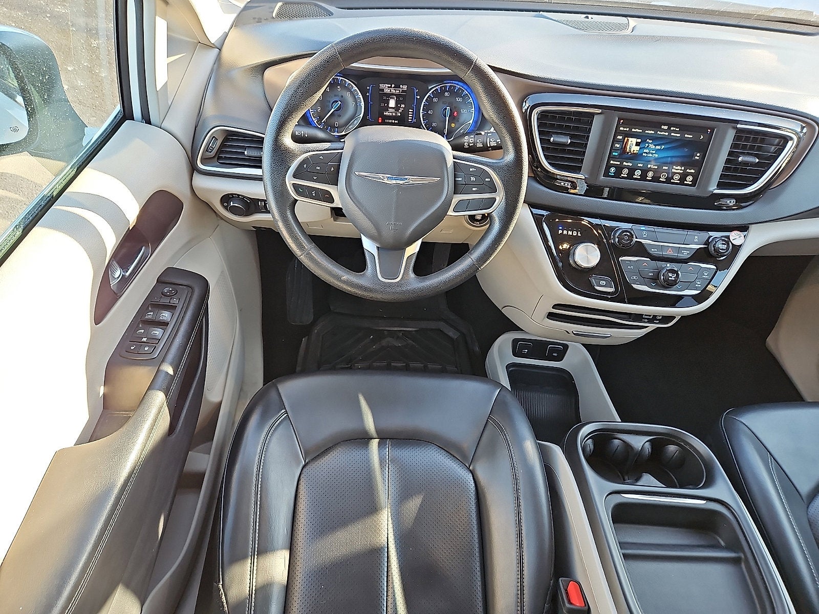 2020 Chrysler Voyager LXI