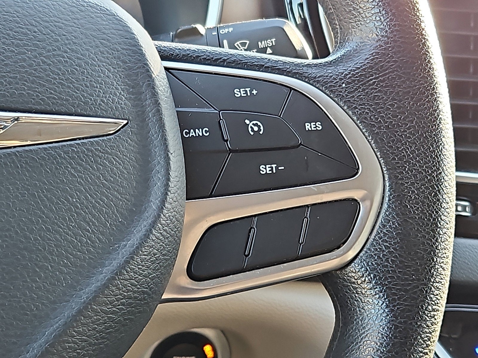 2020 Chrysler Voyager LXI