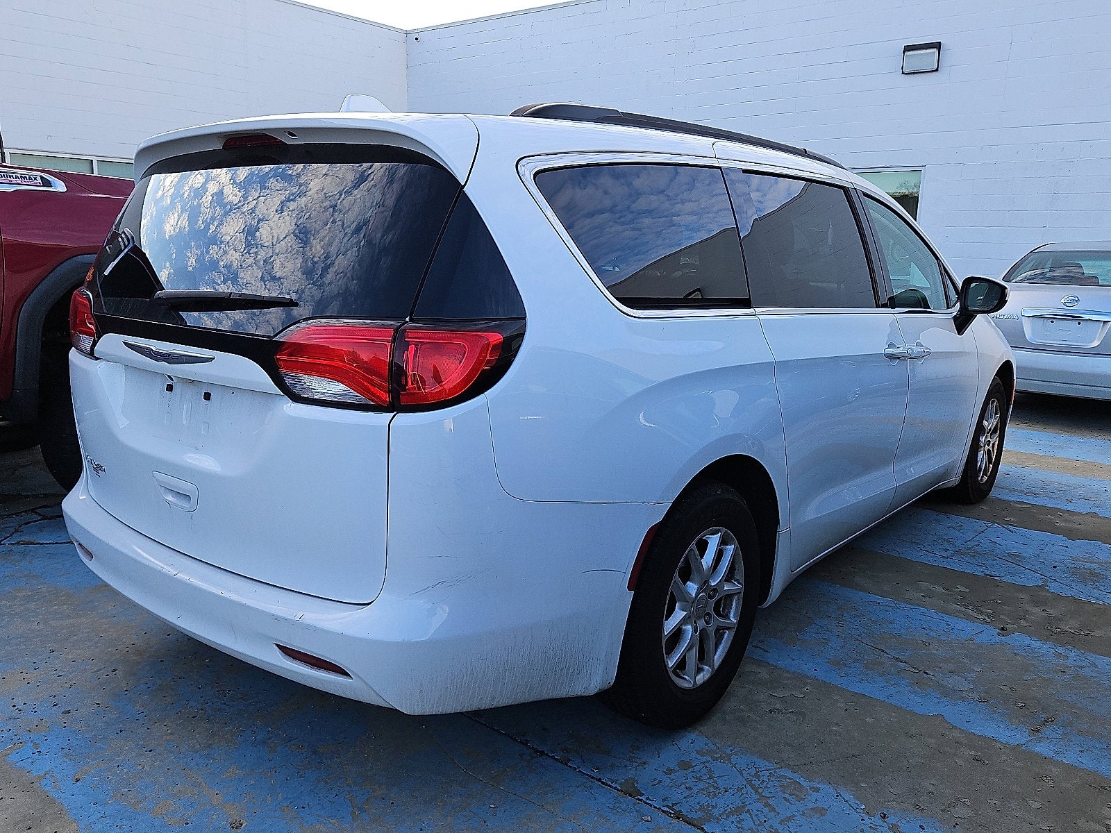 2020 Chrysler Voyager LXI
