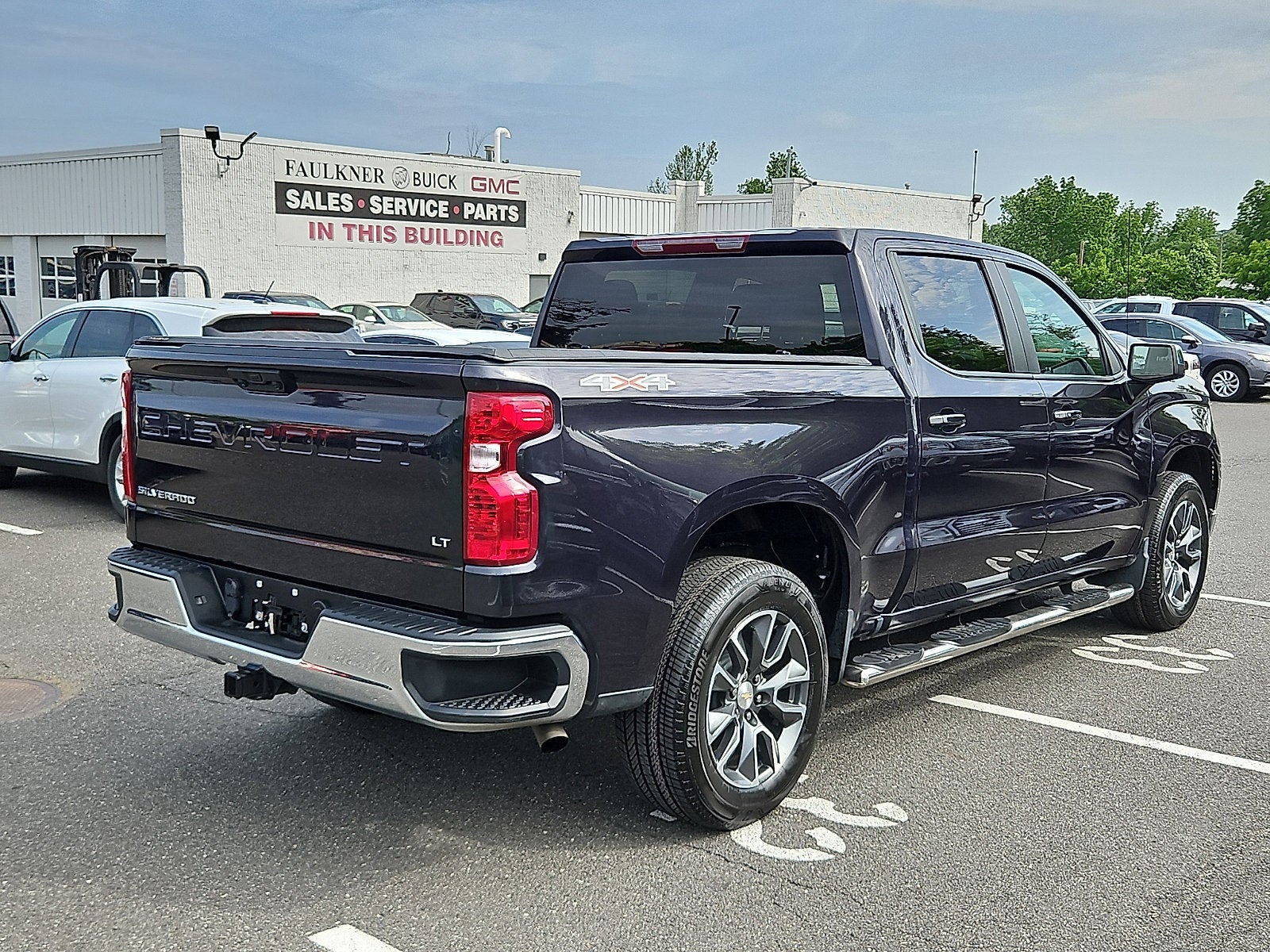 2023 Chevrolet Silverado 1500 LT (2FL)