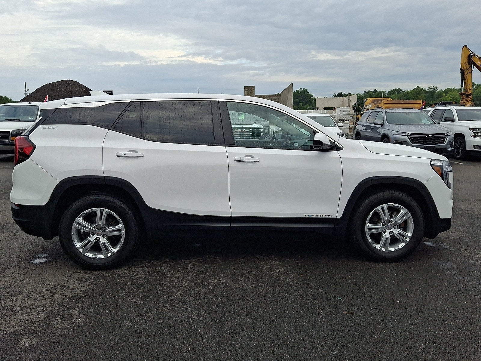 2024 GMC Terrain SLE