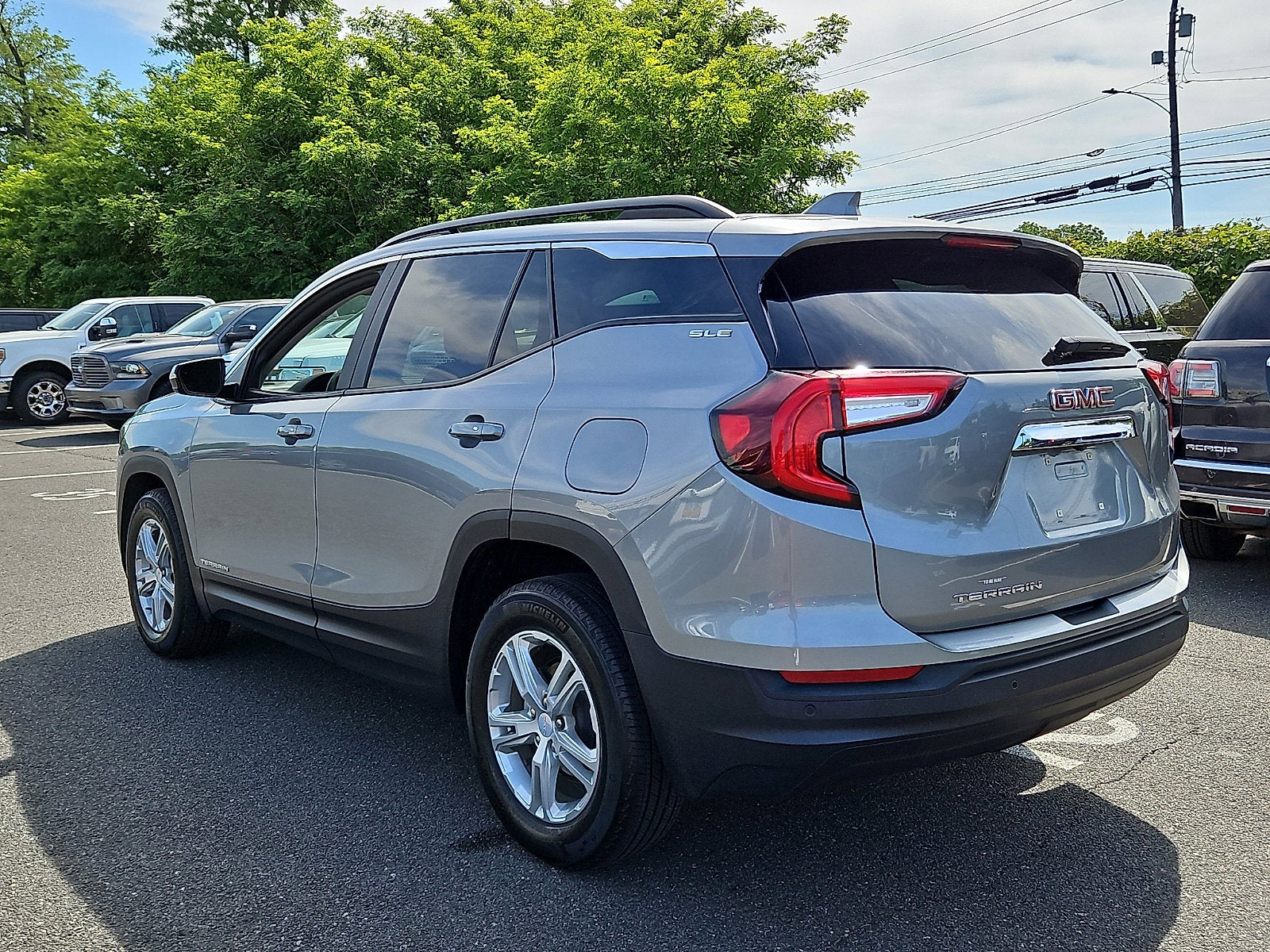 2023 GMC Terrain SLE
