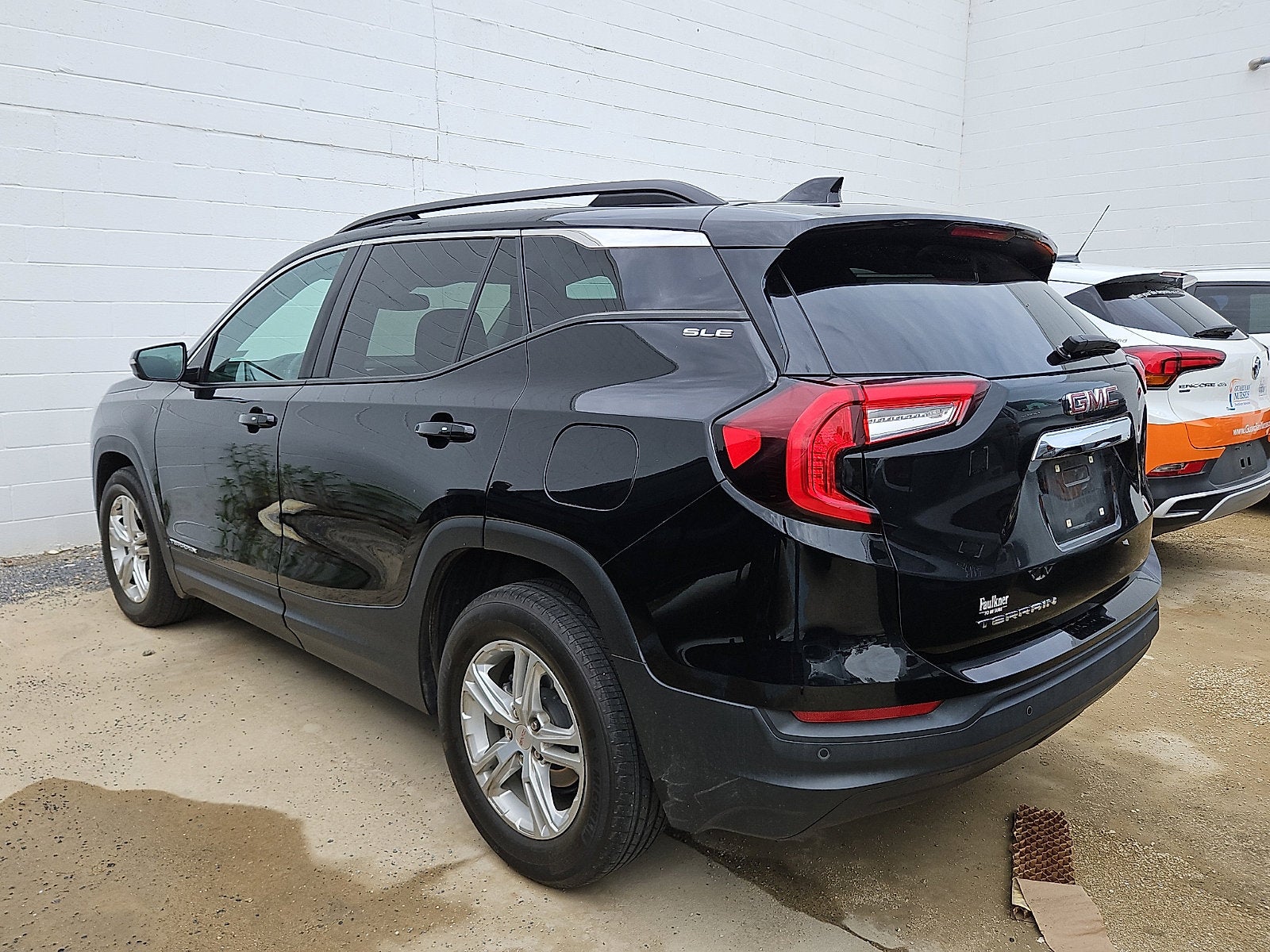 2023 GMC Terrain SLE