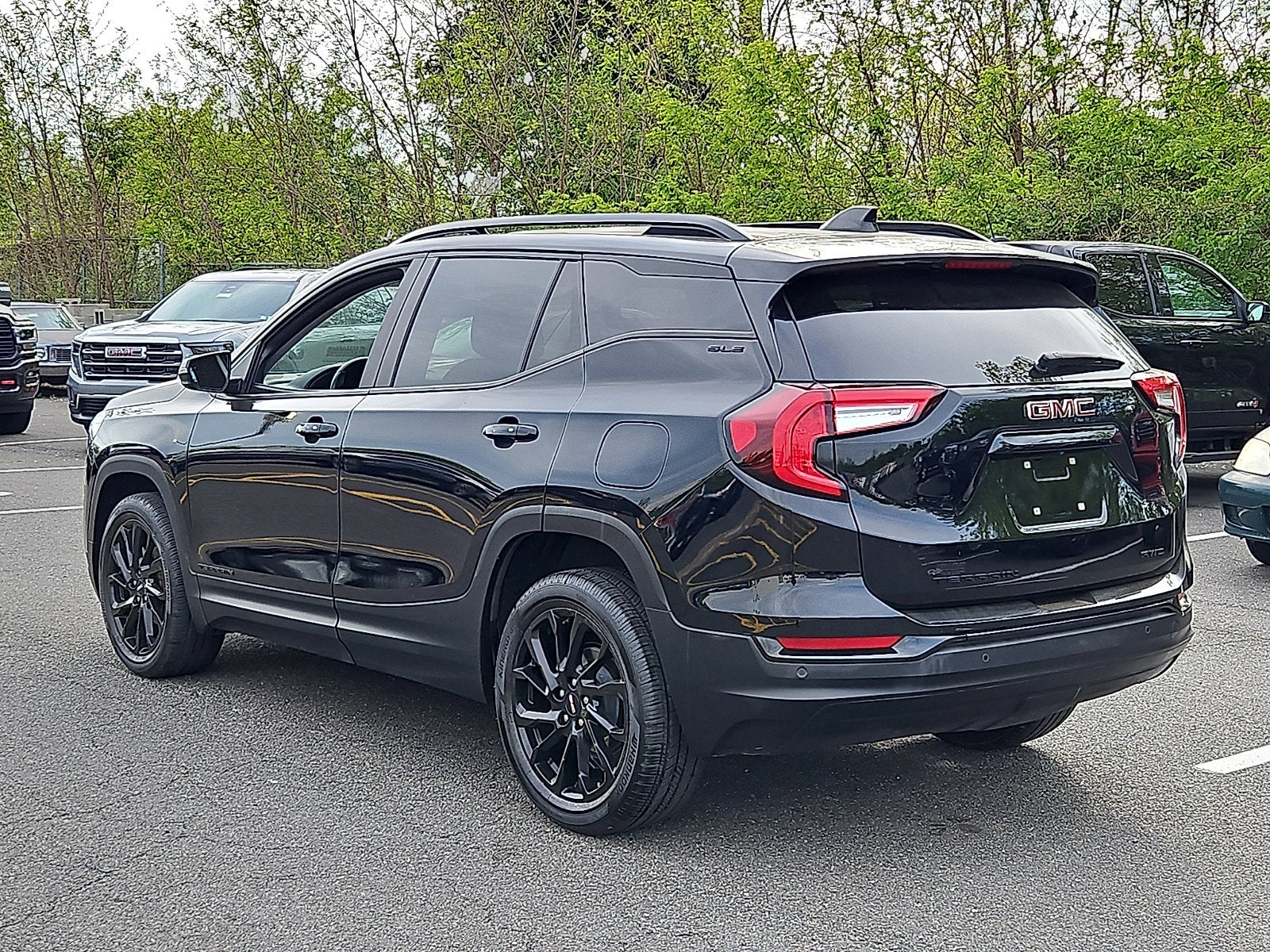 2023 GMC Terrain SLE