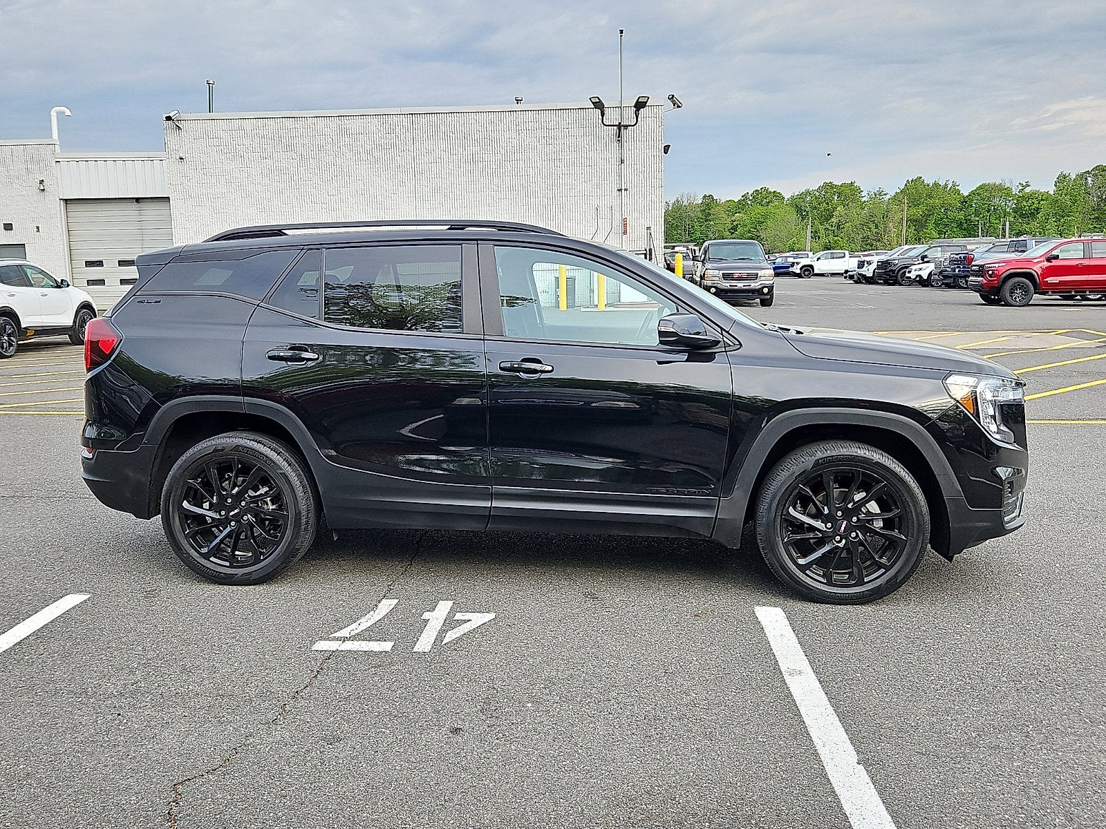 2023 GMC Terrain SLE