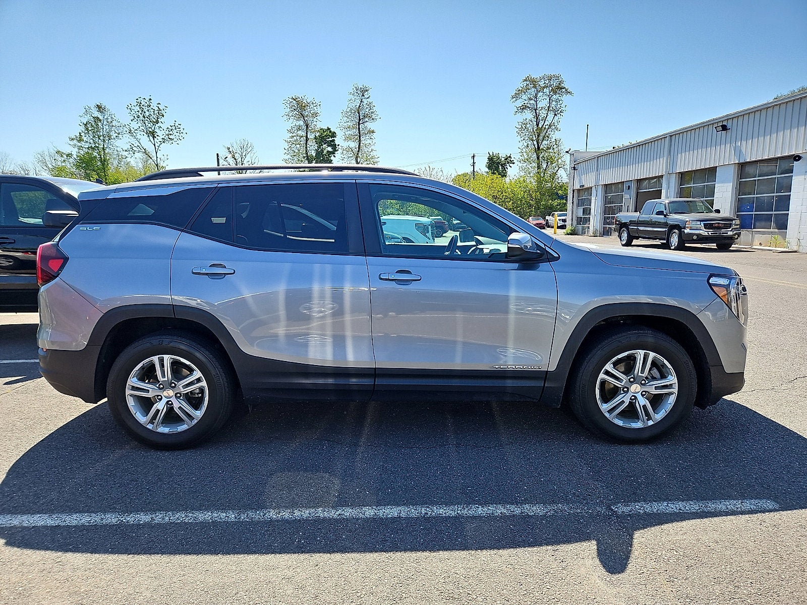 2023 GMC Terrain SLE