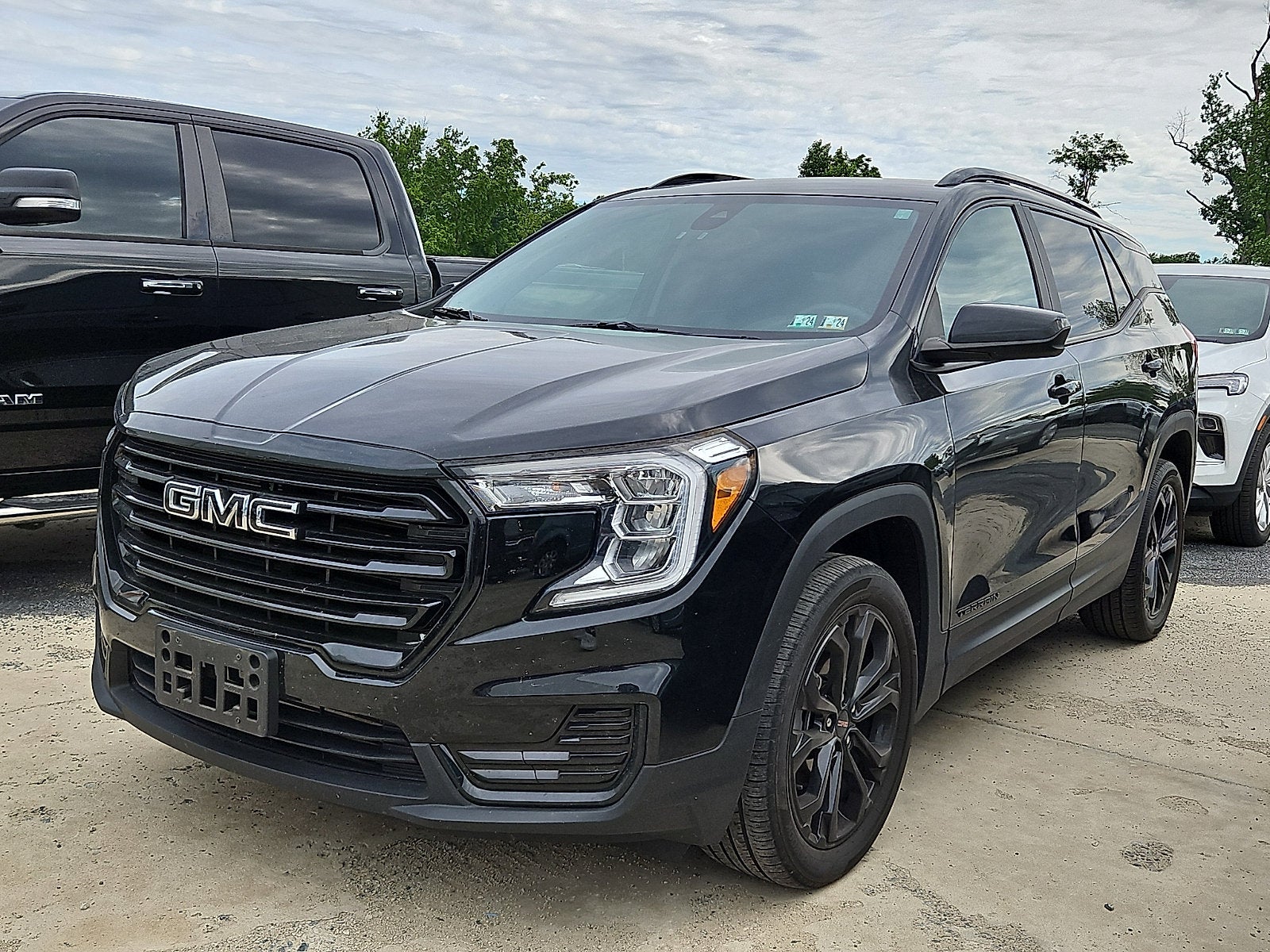 2022 GMC Terrain SLE
