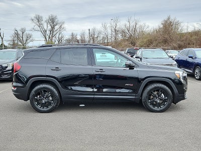 2024 GMC Terrain AT4