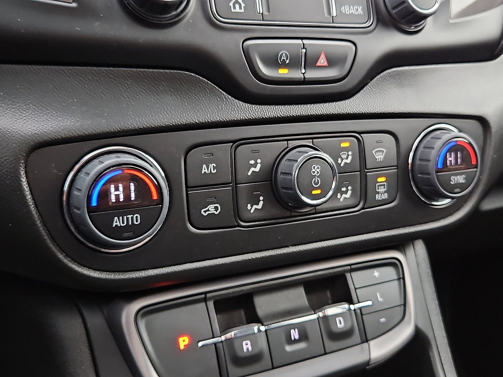 2022 GMC Terrain AT4