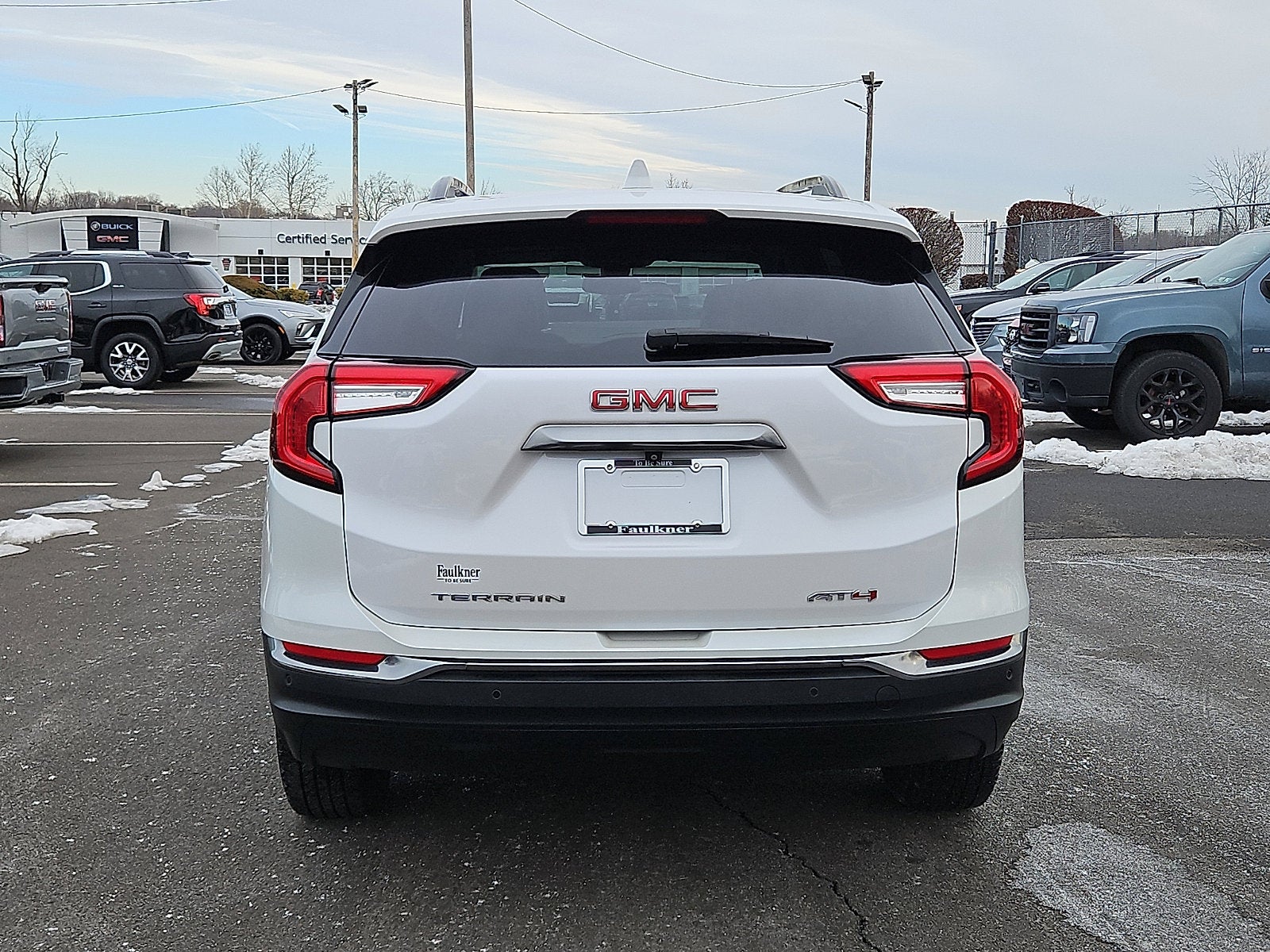 2022 GMC Terrain AT4