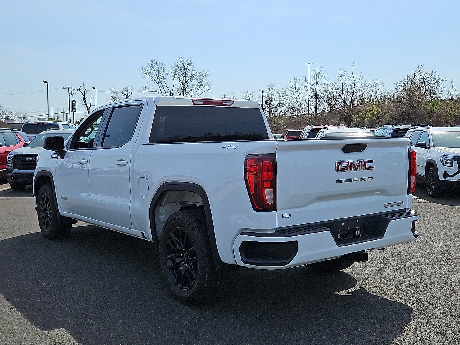 2025 GMC Sierra 1500 Elevation