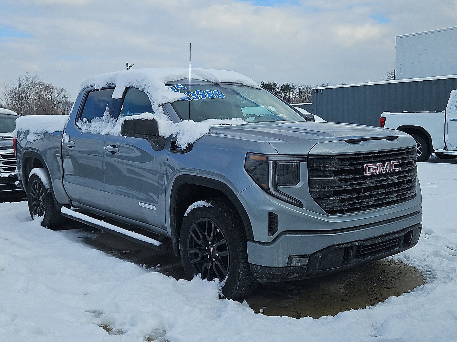 2025 GMC Sierra 1500 Elevation