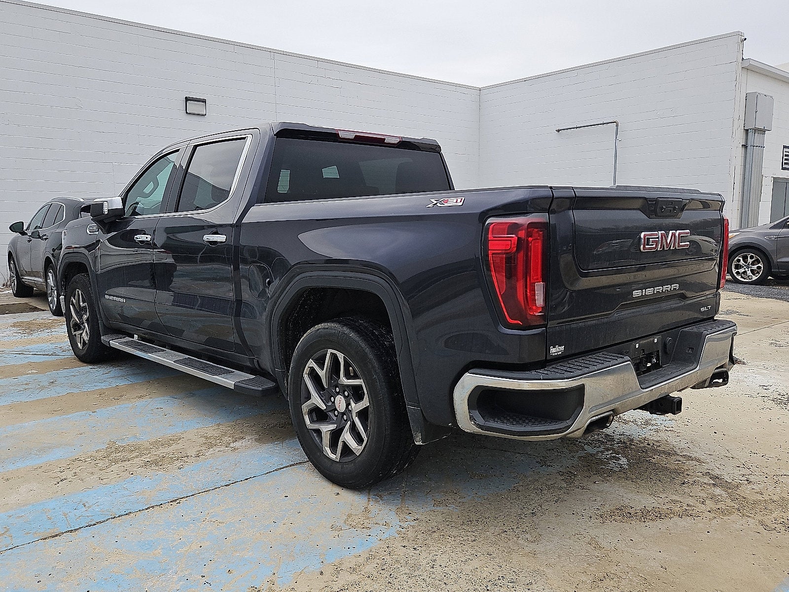 2023 GMC Sierra 1500 SLT