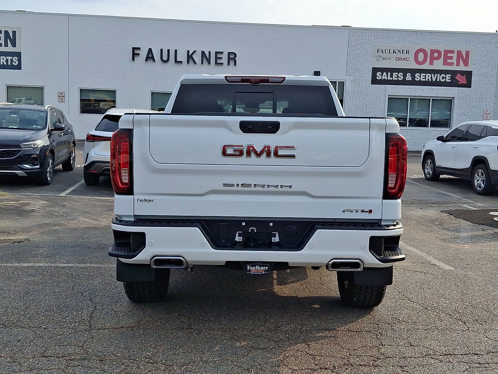 2025 GMC Sierra 1500 AT4