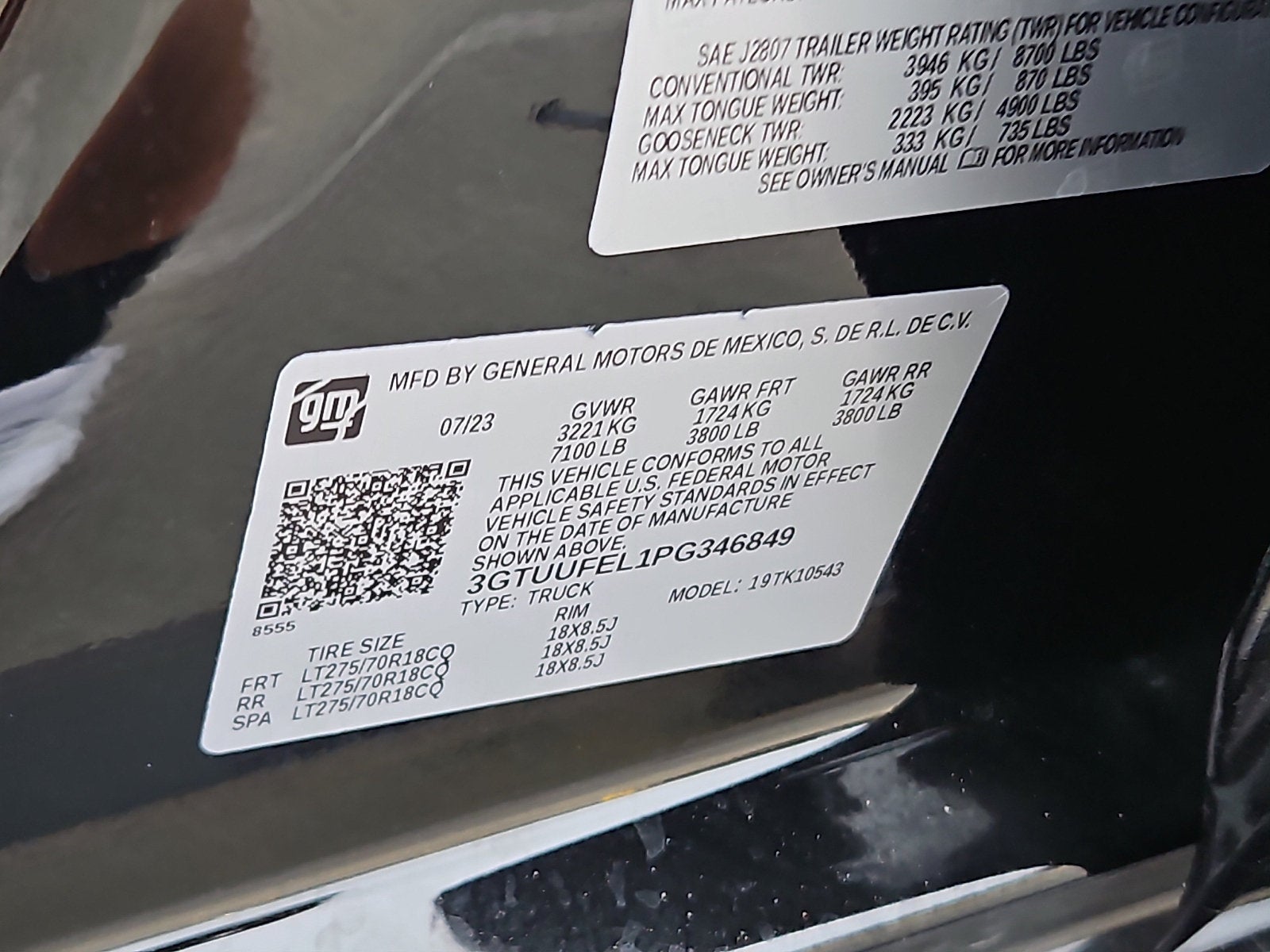 2023 GMC Sierra 1500 AT4X