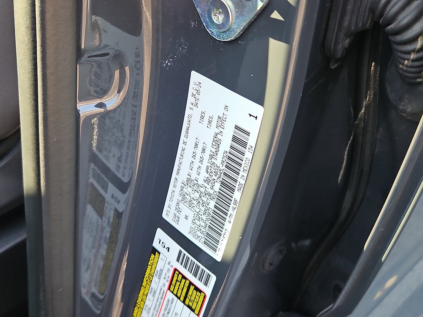 2024 Toyota Tacoma 4WD SR5
