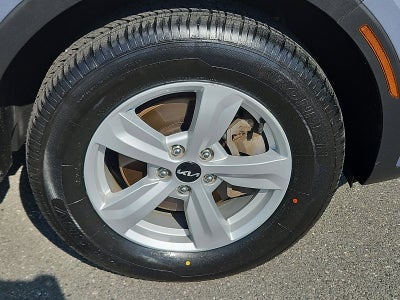 2022 Kia Sorento LX