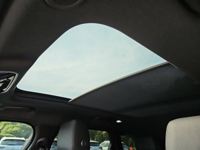 2025 Land Rover Range Rover Velar P250 Dynamic SE