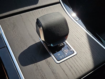 2025 Land Rover Range Rover Velar P250 Dynamic SE