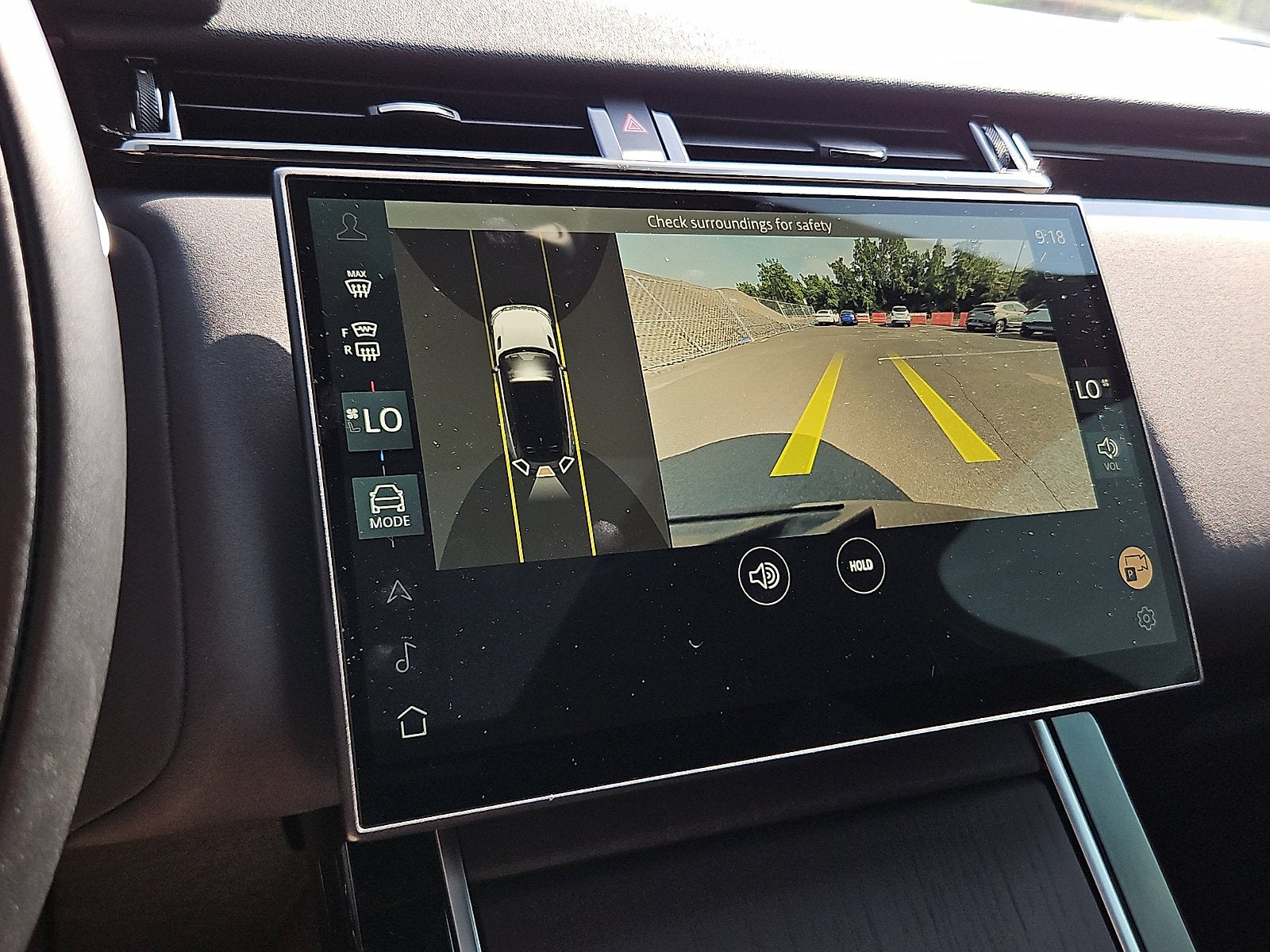2025 Land Rover Range Rover Velar P250 Dynamic SE
