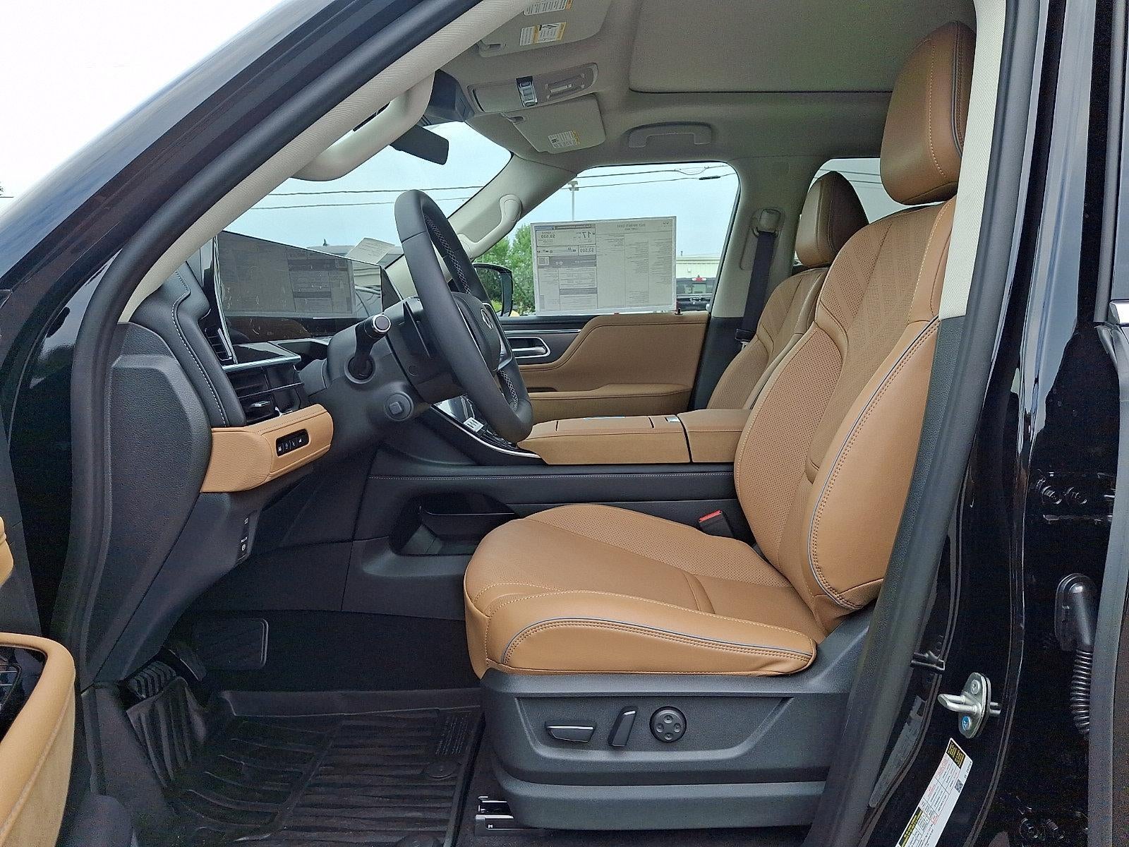 2027 INFINITI QX80 LUXE AWD