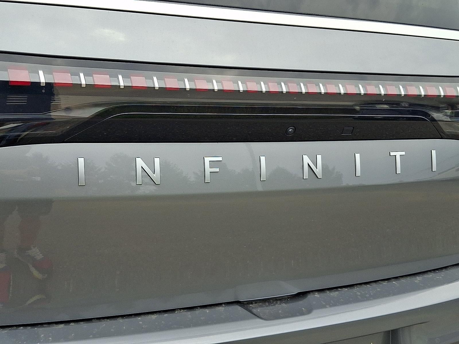 2027 INFINITI QX80 LUXE AWD